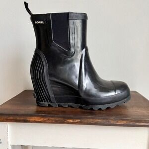 Sorel Black Rainboot Wedge Waterproof Joan Chelsea Patent Size 8.5
